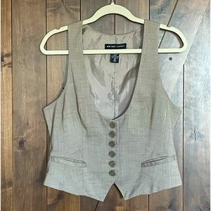 NY & Co Super Cute Tan Vest Sz 10 EUC